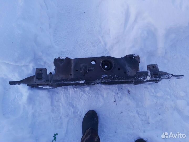 Подрамник задний Рено Дастер