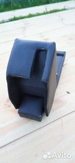Подлокотник на kia rio 3