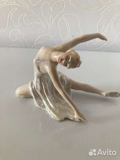 Фарфоровая статуэтка Балерина Дудинская лфзи