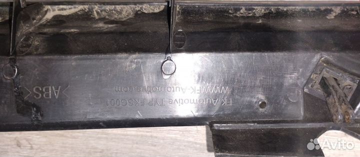 Решетка радиатора Гольф 4