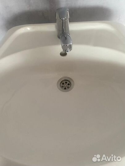 Раковина с подставкой
