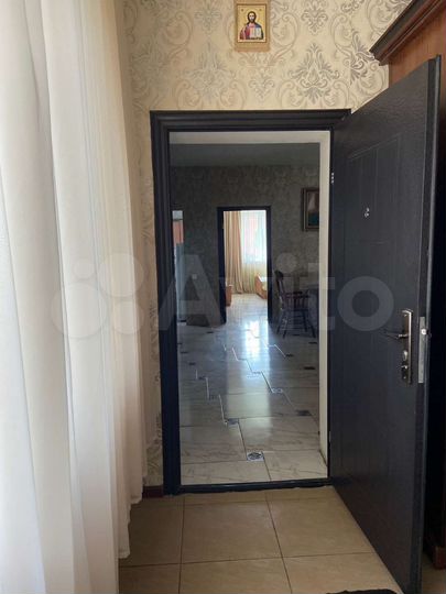 Коттедж 270 м² на участке 9 сот.