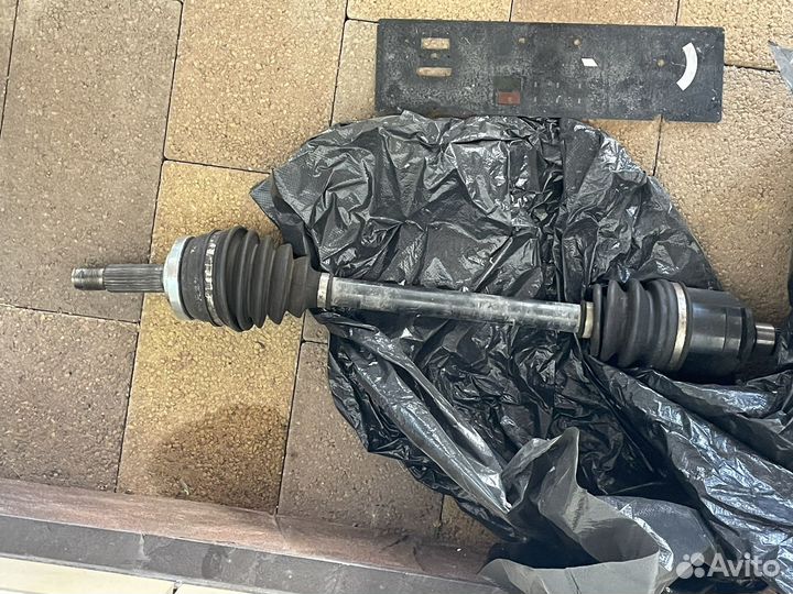 Левый Привод