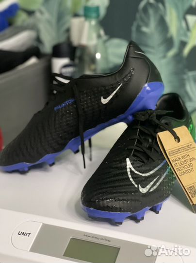 Футбольные бутсы nike