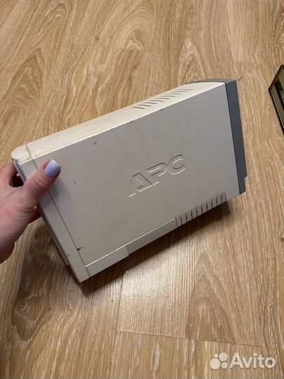 Ибп бесперебойник APC