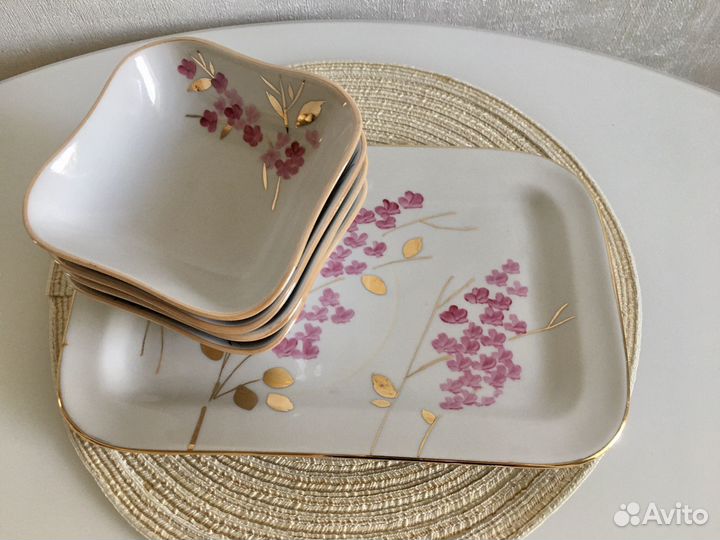 Набор столовой посуды сервировочный