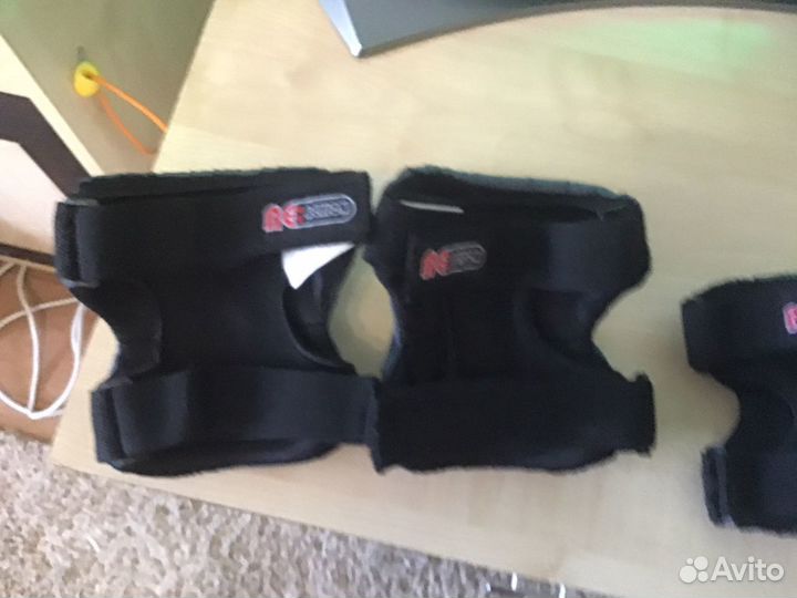 Защита для роликов и скейуборда