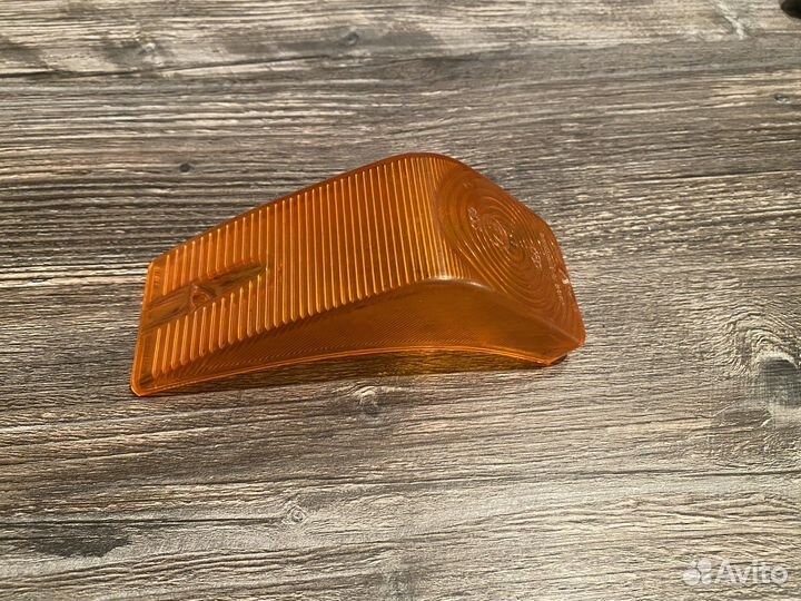 Стекло поворотника (рассеиватель) газ 24 Волга