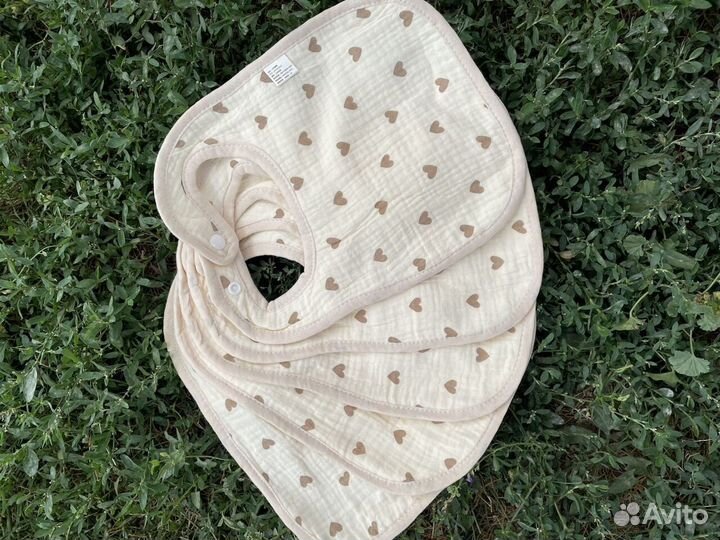 Слюнявчик нагрудник