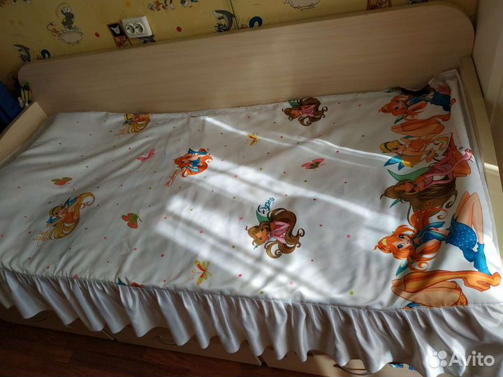 Комлект покрывало и шторы