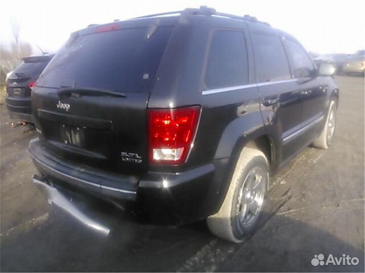 Разбор на запчасти Jeep Grand Cherokee