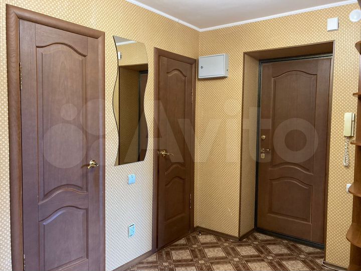 2-к. квартира, 75 м², 8/14 эт.