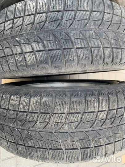 Bridgestone Blizzak WS-60 215/60 R16