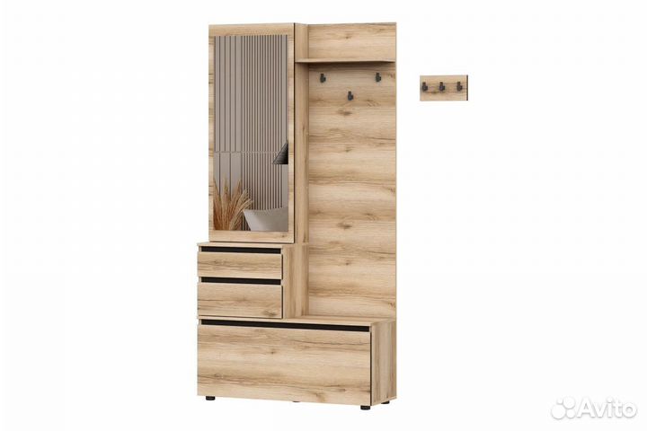 Вешалка с зеркалом