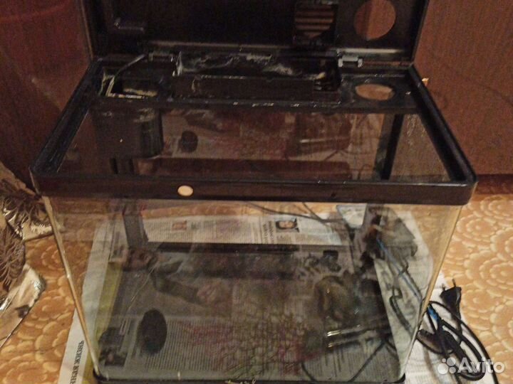 Аквариум 30 литров (+ принадлежности)