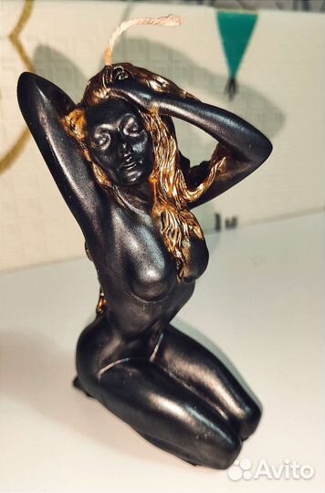 Формовая свеча Девушка 