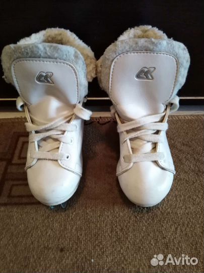 Коньки детские двухполозные. Magic