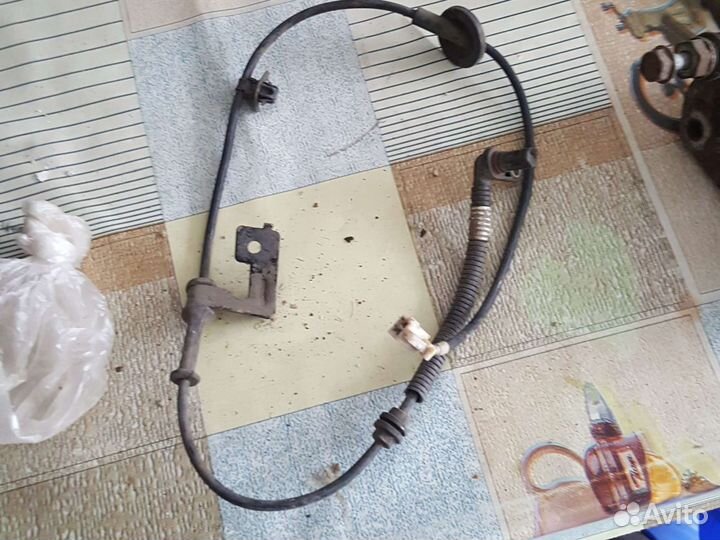 Датчик ABS Hyundai Solaris