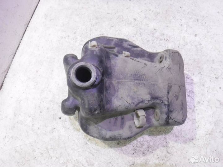 Бачок омывателя 81264810079 ман