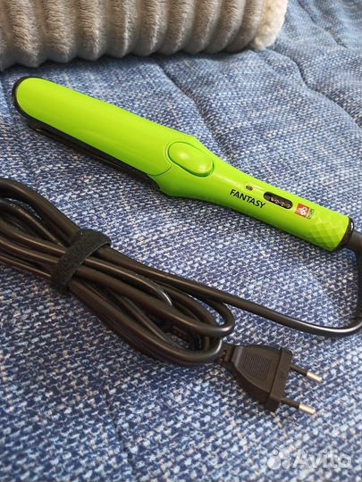 Утюжок профессиональной марки (плойка)