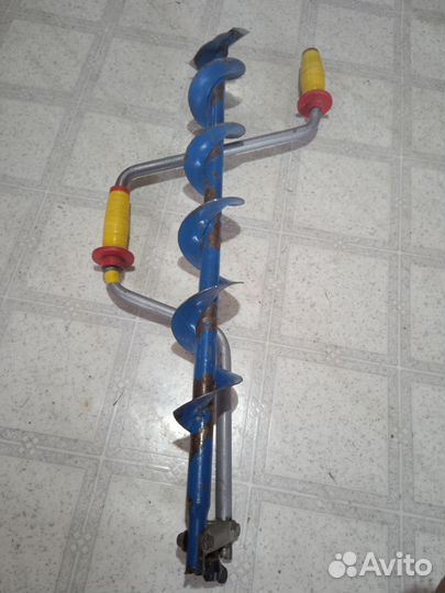 Ледобур рыбацкий