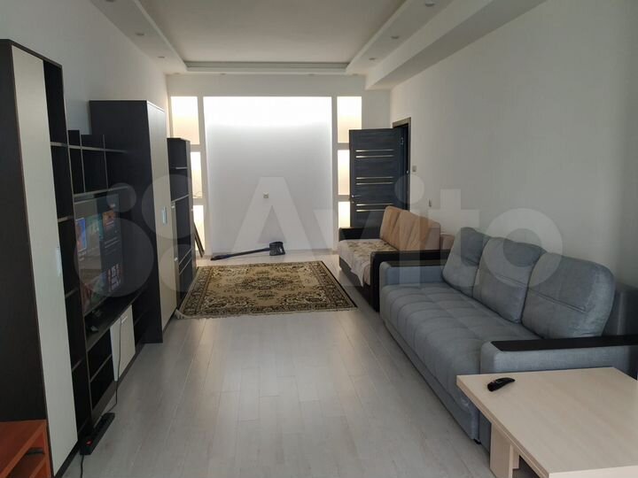 1-к. квартира, 57 м², 2/10 эт.