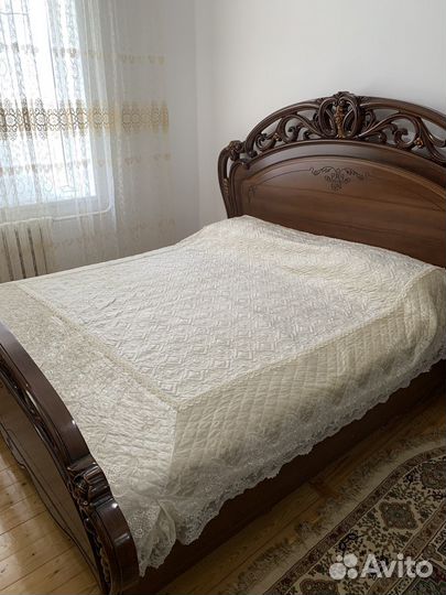Спальный гарнитур в хорошем состоянии