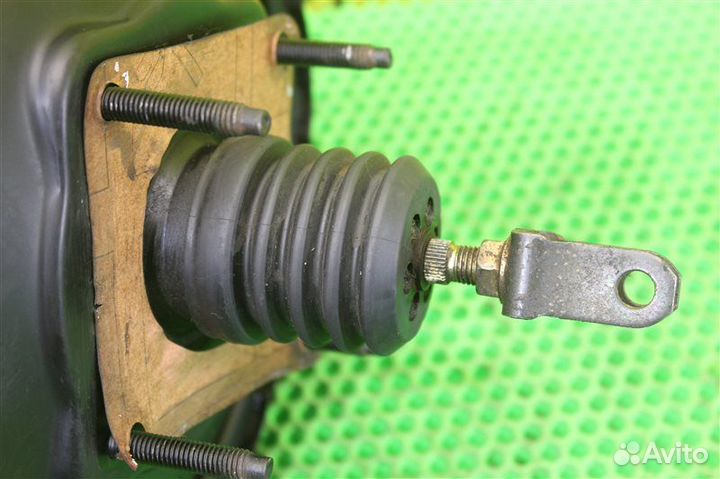 Вакуумный усилитель Toyota Camry SV30 4S-FE 1994