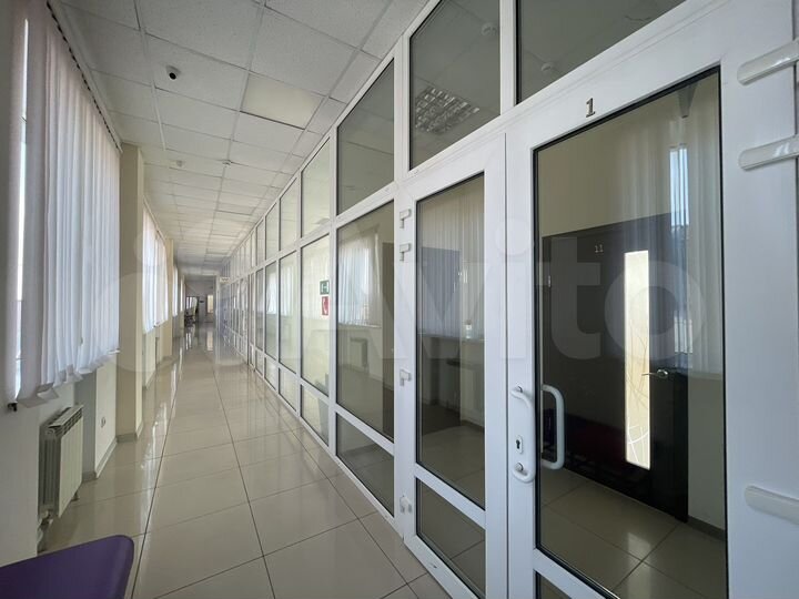 Небольшой солнечный офис, 24 м²