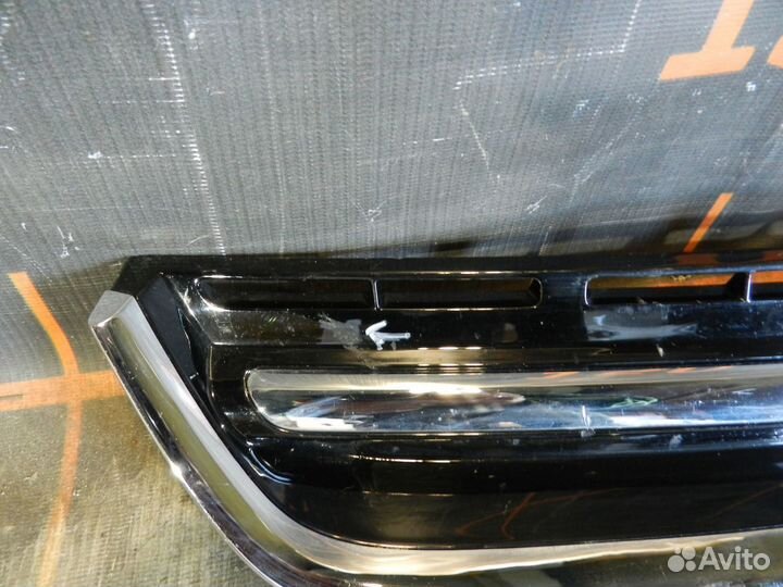 Решетка радиатора - Ford Kuga