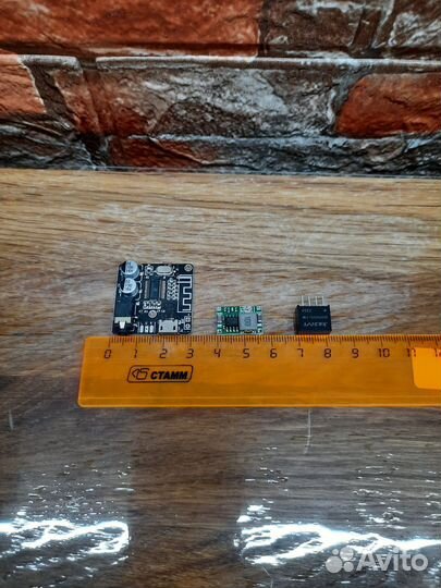 Универсальный Bluetooth модуль 5.0 в машину