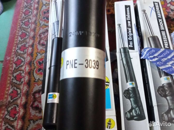 Амортизаторы Ауди 100