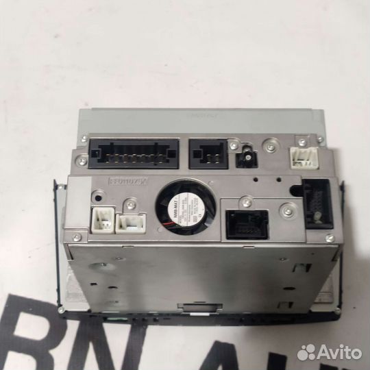 Command Mercedes W211