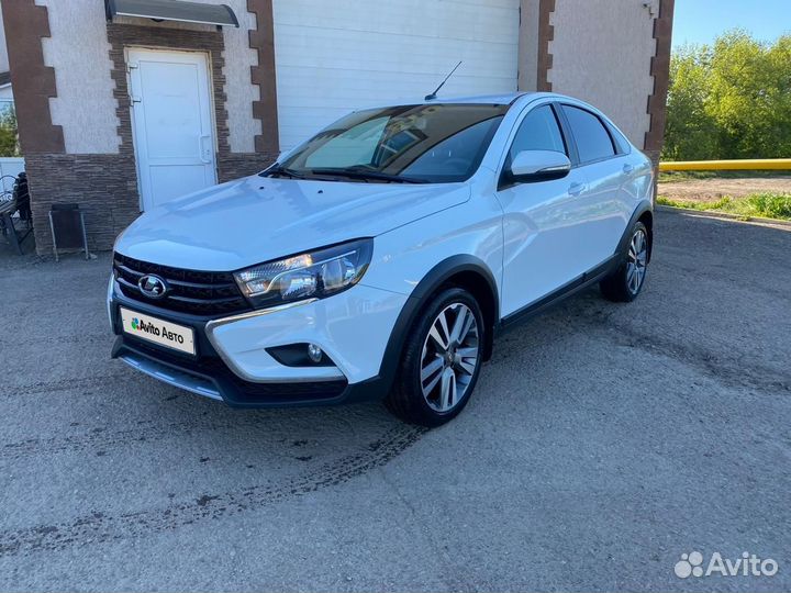 LADA Vesta Cross 1.8 AMT, 2018, 55 000 км
