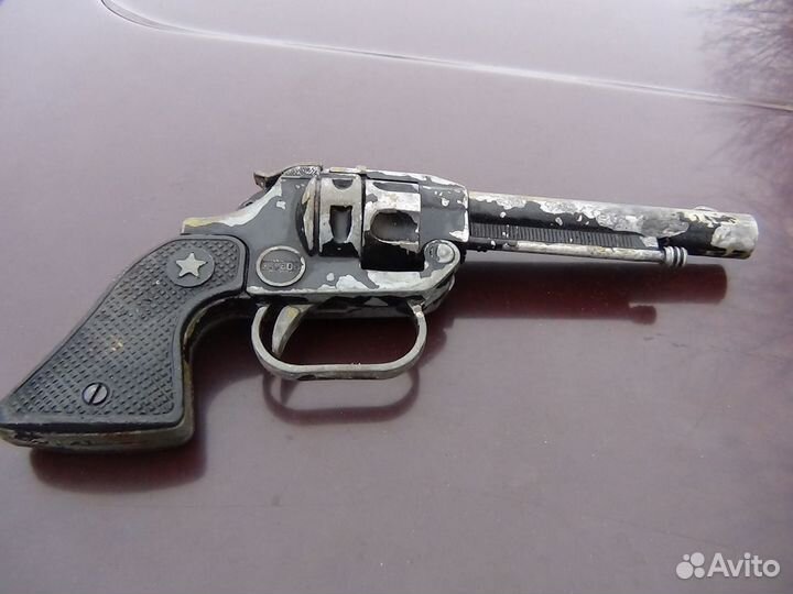 Игрушечный пистолет СССР