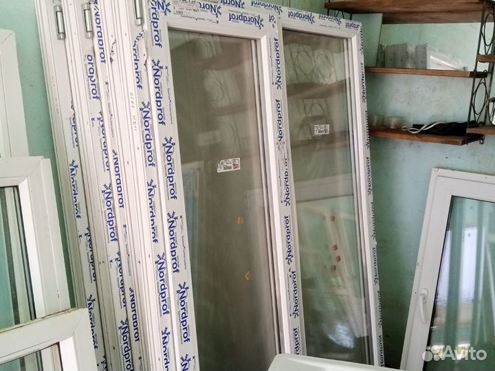 Окна пластиковые Б/у
