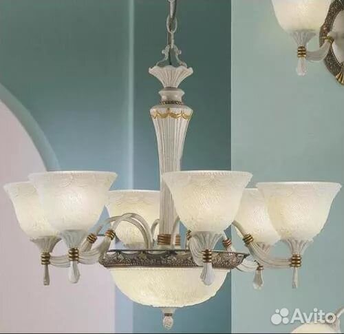 Люстра австрия и деревянная