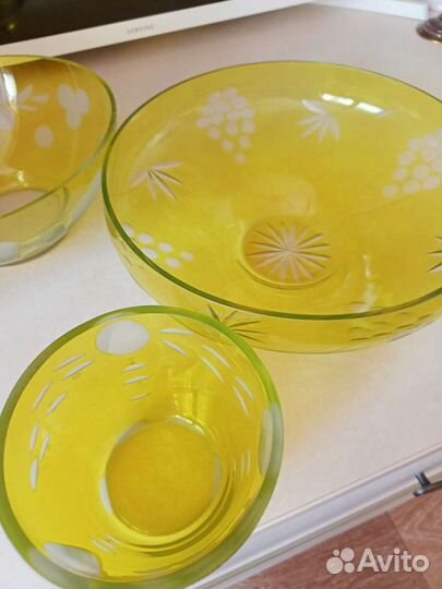 Вазы конфетницы цветное стекло СССР