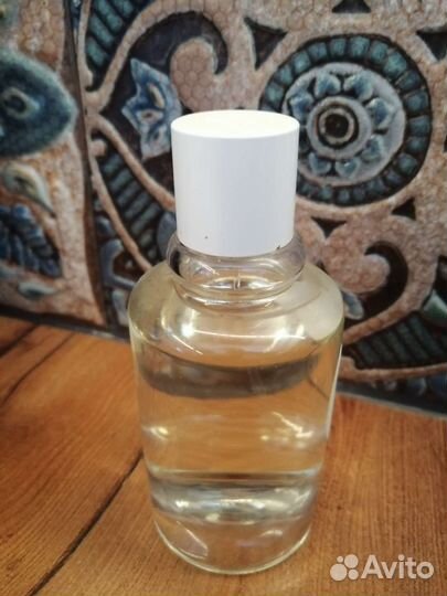 Eau de Givenchy (Givenchy)