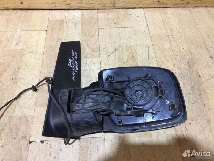 Корпус зеркала 5 контакт Mercedes Benz W639