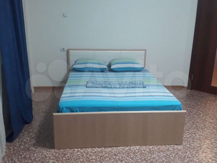 2-к. квартира, 56 м², 8/10 эт.