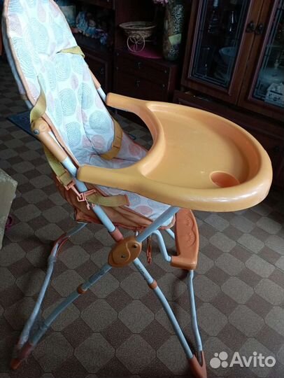 Стульчик для кормления