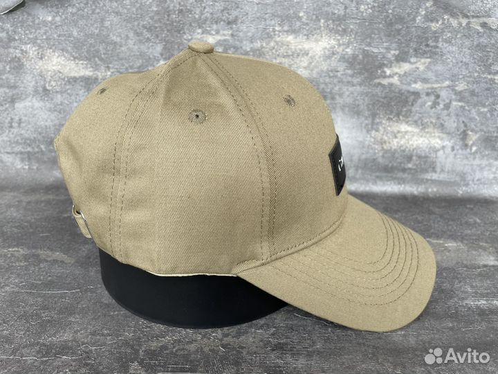 Кепка бейсболка Calvin Klein