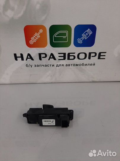 Блок управления стеклами (кнопка ) задний правый