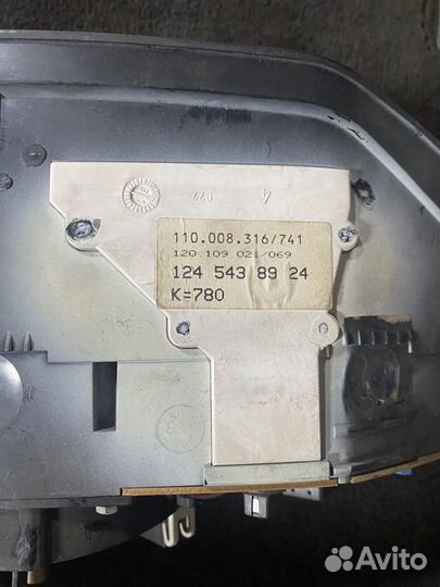 Приборная панель Mercedes w124