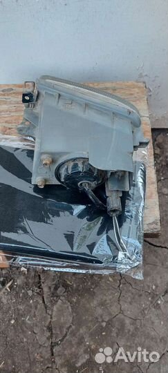 Противотуманные фары Nissan Pulsar N15 (левая)