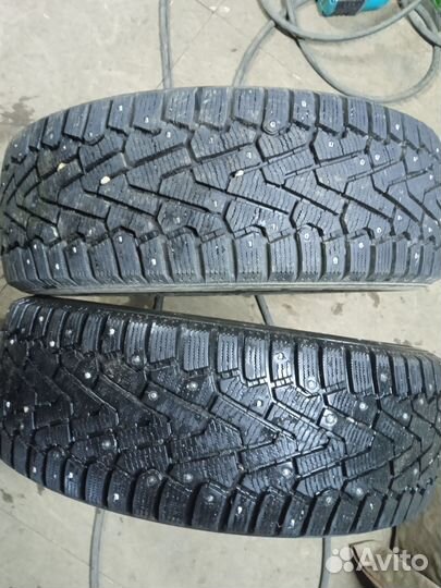 Pirelli Ice Zero 225/60 R17