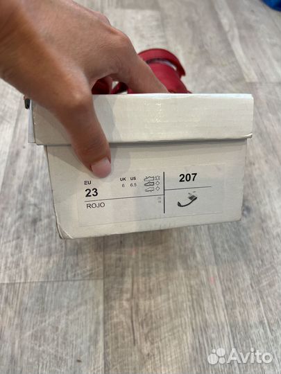 Сандали для девочек