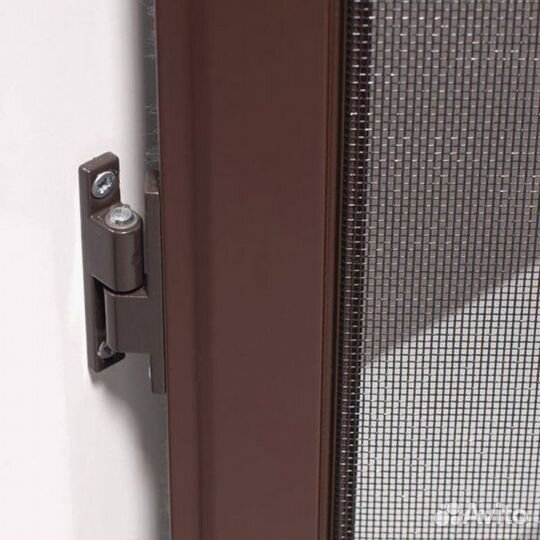 Пластиковая дверь