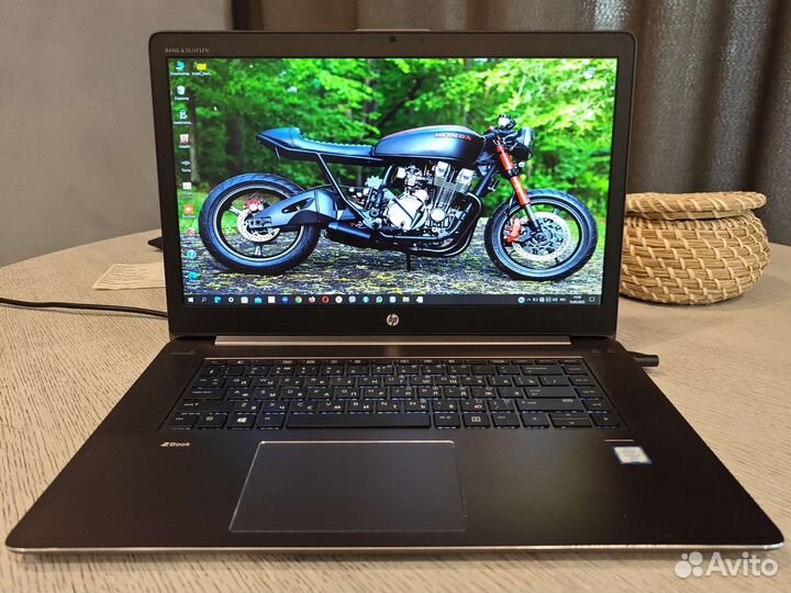 HP ZBook Studio G3 IPS i7-6830HQ 16Gb/512SSD/6Gb